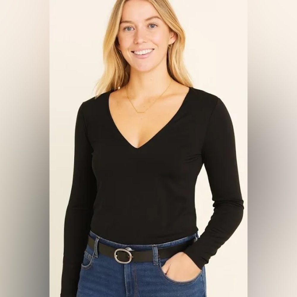 Old Navy Modern Double-Layer V-Neck Long Sleeve Size M